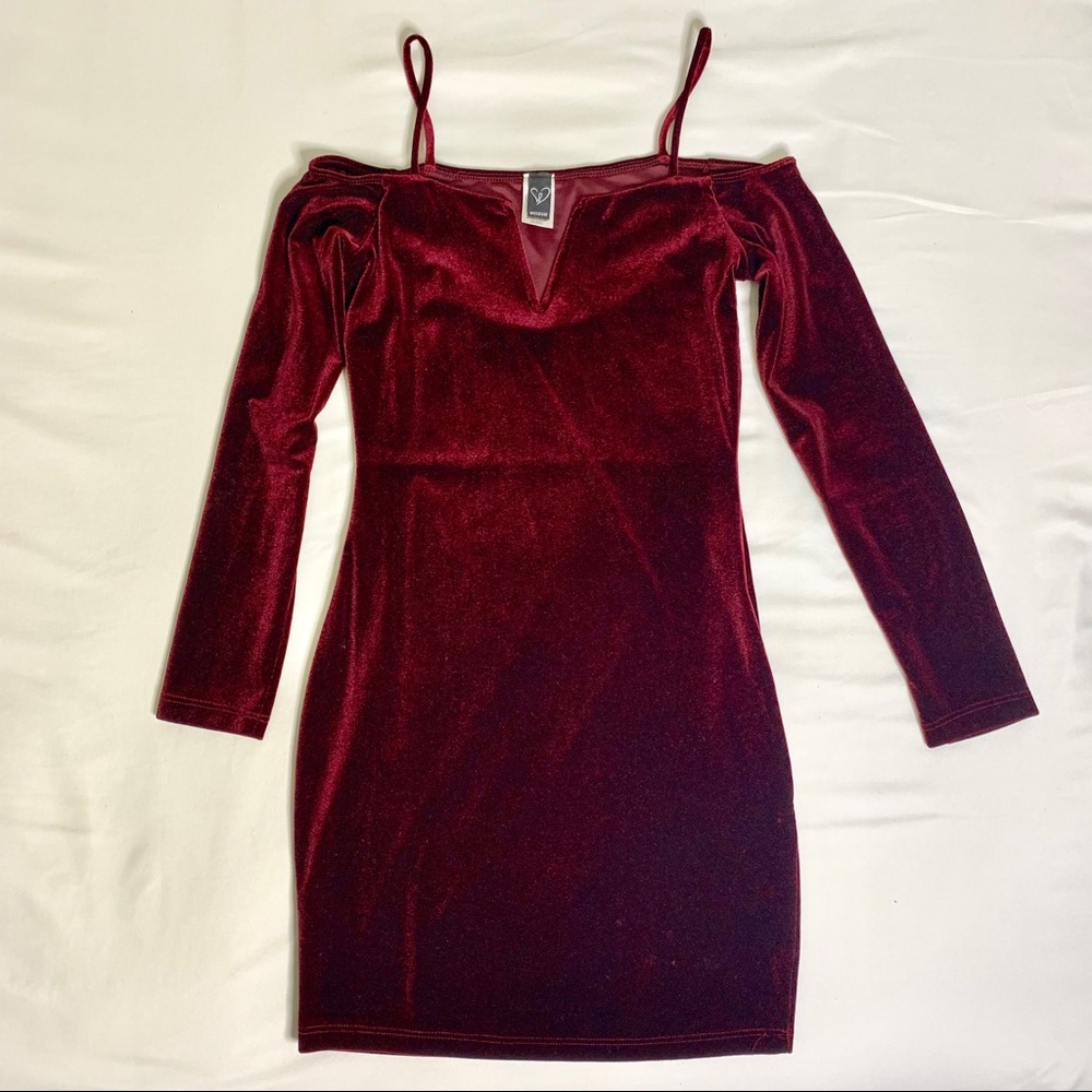 Cocktail maroon dress